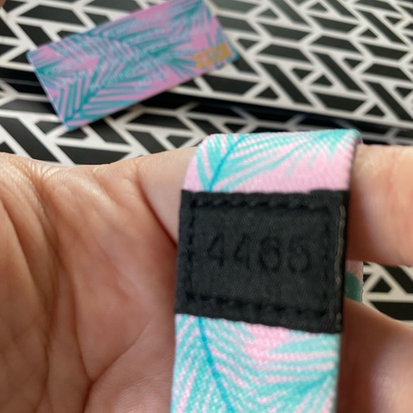 NEW Zox Kindness 4465 - Picture 2 of 4